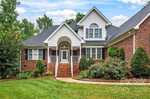 2304 Supreme Dr, Monroe, NC 28110 photo 2