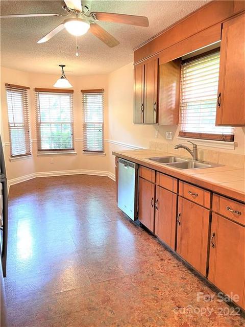 21225 Pine Ridge Dr, Cornelius, NC 28031 photo 10