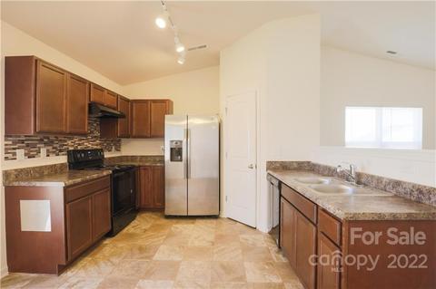 2063 E Park Dr, Lancaster, SC 29720 photo 6