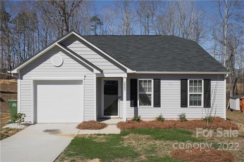 2063 E Park Dr, Lancaster, SC 29720 photo 1