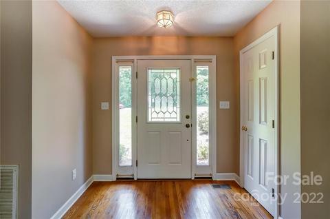 334 Rollingwood Dr, Stanley, NC 28164 photo 2