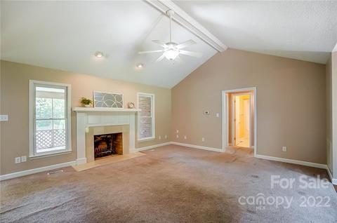 334 Rollingwood Dr, Stanley, NC 28164 photo 9