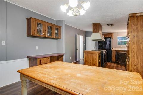 65 Hickory Nut Dr, Mill Spring, NC 28756 photo 8