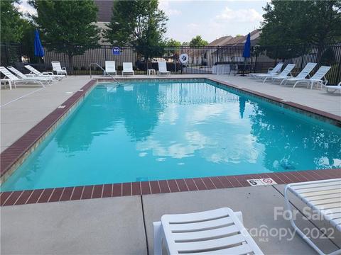 8284 Viewpoint Ln, Cornelius, NC 28031 photo 3