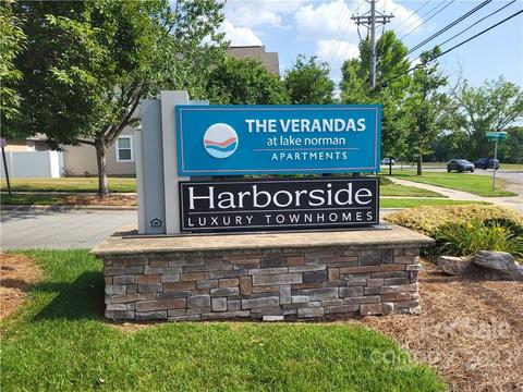 8284 Viewpoint Ln, Cornelius, NC 28031 photo 2