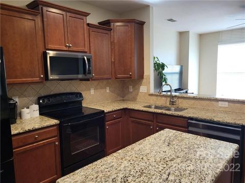 8284 Viewpoint Ln, Cornelius, NC 28031 photo 17