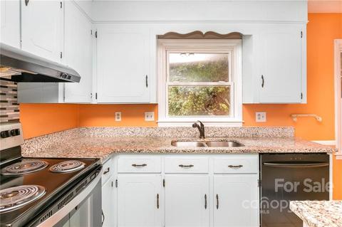 1318 Crescent St, Monroe, NC 28112 photo 6