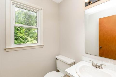 1318 Crescent St, Monroe, NC 28112 photo 17