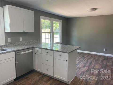 5057 Springhaven Dr, Conover, NC 28613 photo 7