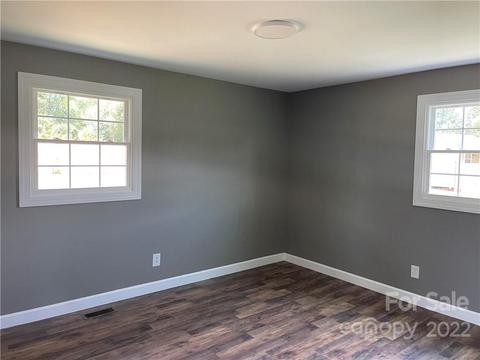 5057 Springhaven Dr, Conover, NC 28613 photo 10
