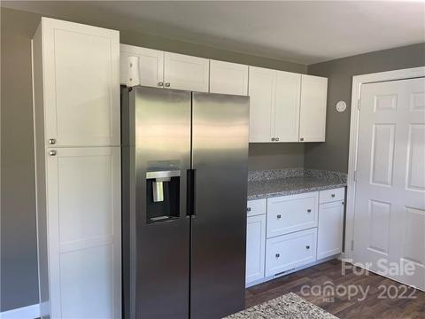 5057 Springhaven Dr, Conover, NC 28613 photo 5