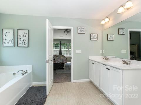 324 Tryon View Dr, Flat Rock, NC 28731 photo 18