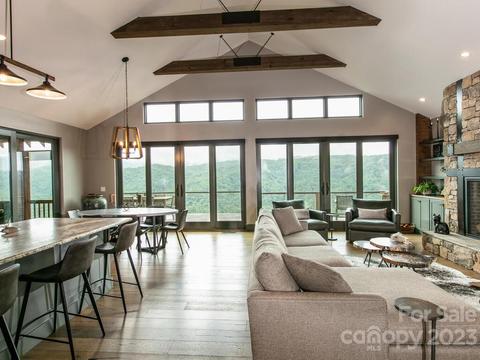 402 Red Fox Trl, Marshall, NC 28753 photo 10
