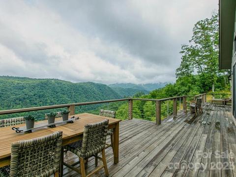 402 Red Fox Trl, Marshall, NC 28753 photo 33