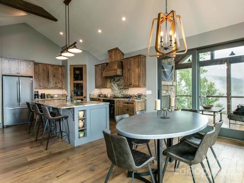 402 Red Fox Trl, Marshall, NC 28753 photo 15