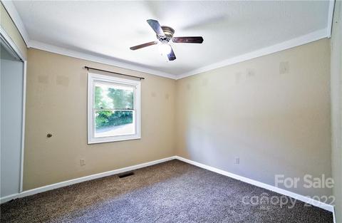 28 Danielwood Ct, Clyde, NC 28721 photo 11