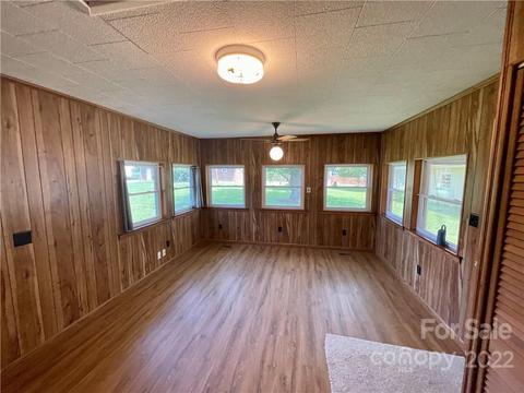 1075 E New Hope Rd, Flat Rock, NC 28731 photo 11
