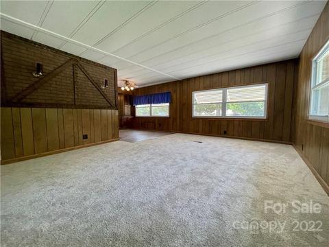 1075 E New Hope Rd, Flat Rock, NC 28731 photo 4