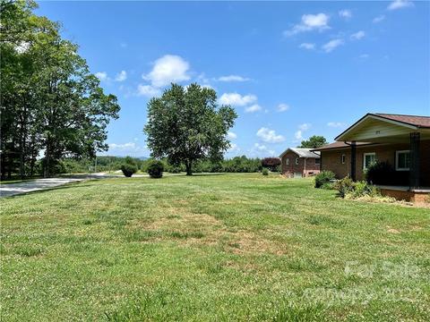 1075 E New Hope Rd, Flat Rock, NC 28731 photo 2