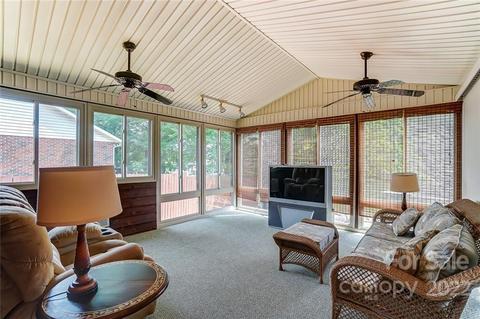 8387 Slate St, Terrell, NC 28682 photo 6