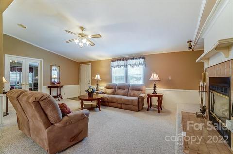 8387 Slate St, Terrell, NC 28682 photo 5