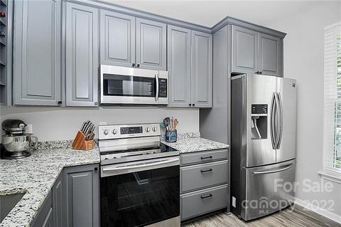 703 Shellstone Pl, Fort Mill, SC 29708 photo 4