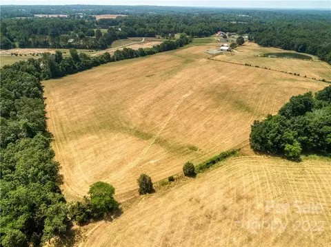 8681 Mauney Rd, Mount Pleasant, NC 28124 photo 3