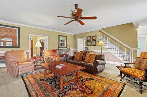 2433 Birdie Ln, Conover, NC 28613 photo 29