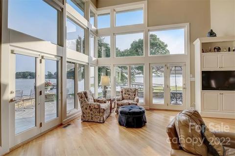 16404 Pinwhenny Rd, Cornelius, NC 28031 photo 8