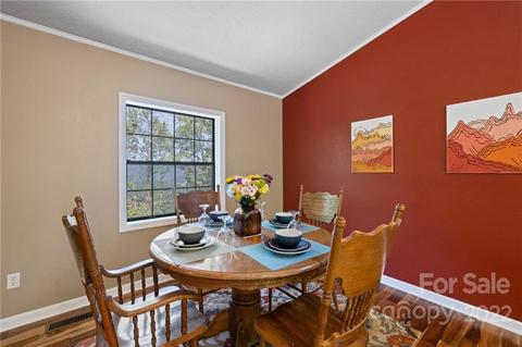 995 Dickinson Dr, Clyde, NC 28721 photo 11