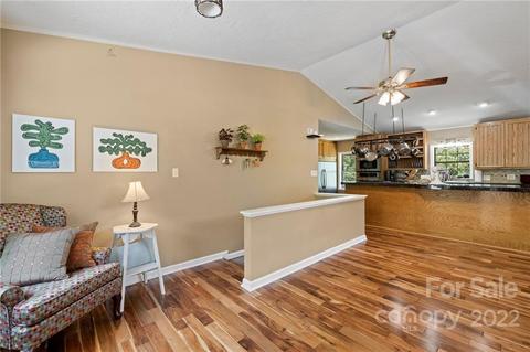 995 Dickinson Dr, Clyde, NC 28721 photo 23