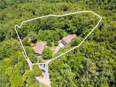 995 Dickinson Dr, Clyde, NC 28721 photo 3