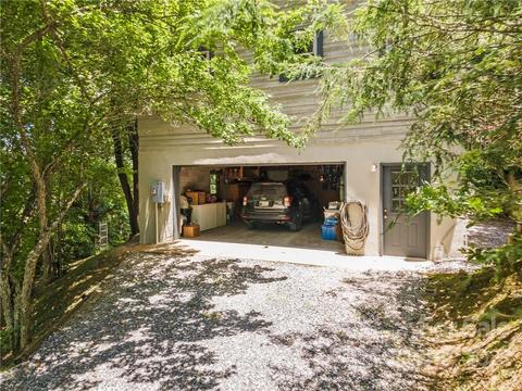 995 Dickinson Dr, Clyde, NC 28721 photo 36