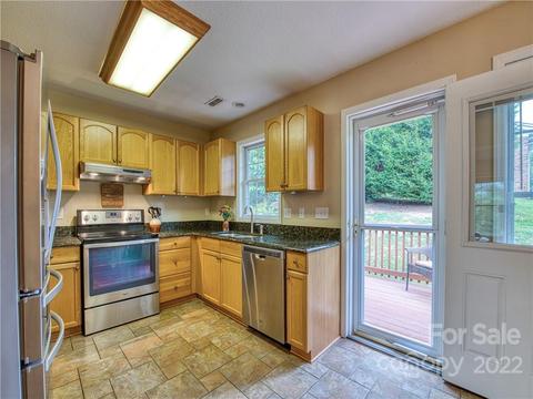 31 Mopar Ln, Clyde, NC 28721 photo 13