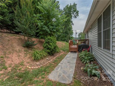 31 Mopar Ln, Clyde, NC 28721 photo 30