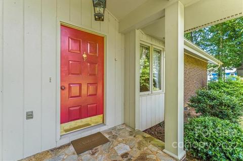 5143 Morrison Dr, Hickory, NC 28602 photo 3
