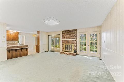 5143 Morrison Dr, Hickory, NC 28602 photo 4