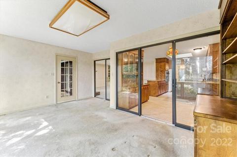 5143 Morrison Dr, Hickory, NC 28602 photo 13
