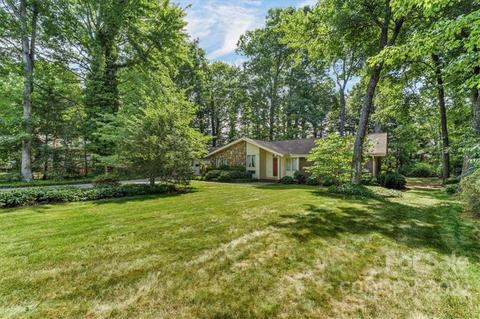 5143 Morrison Dr, Hickory, NC 28602 photo 2