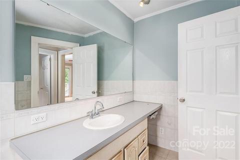2469 Nc 10 Hwy, Conover, NC 28613 photo 19