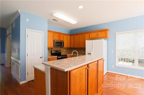 7482 Sedgebrook Dr, Stanley, NC 28164 photo 4
