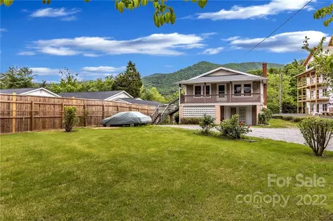 2257 Us 70 Hwy, Swannanoa, NC 28778