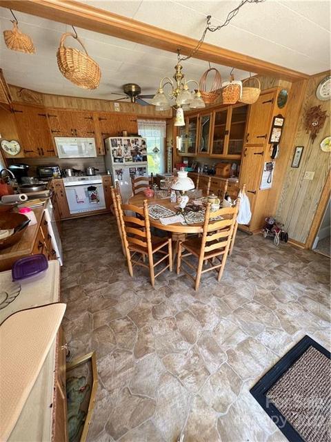 122 Dula Rd, Spruce Pine, NC 28777 photo 11