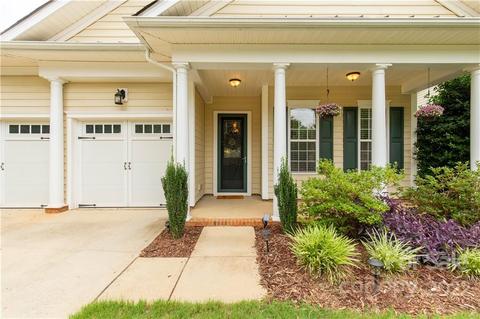 932 Treasure Ct, Fort Mill, SC 29708 photo 2