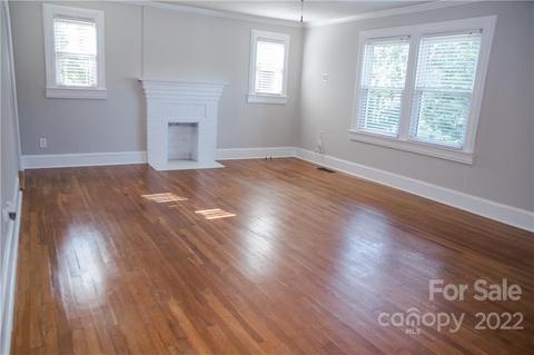 118 Baxter St, Morganton, NC 28655 photo 6