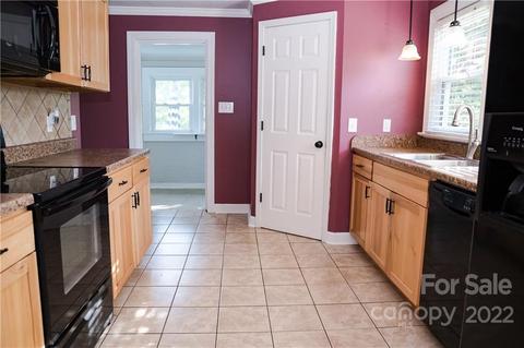 118 Baxter St, Morganton, NC 28655 photo 7
