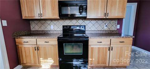 118 Baxter St, Morganton, NC 28655 photo 9