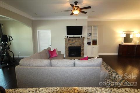 1028 Jack Pine Rd, Clover, SC 29710 photo 3