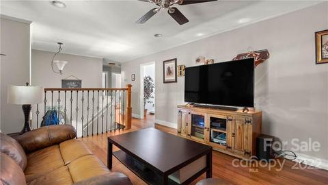 4530 Mockingbird Ln, Maiden, NC 28650 photo 5
