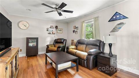 4530 Mockingbird Ln, Maiden, NC 28650 photo 3